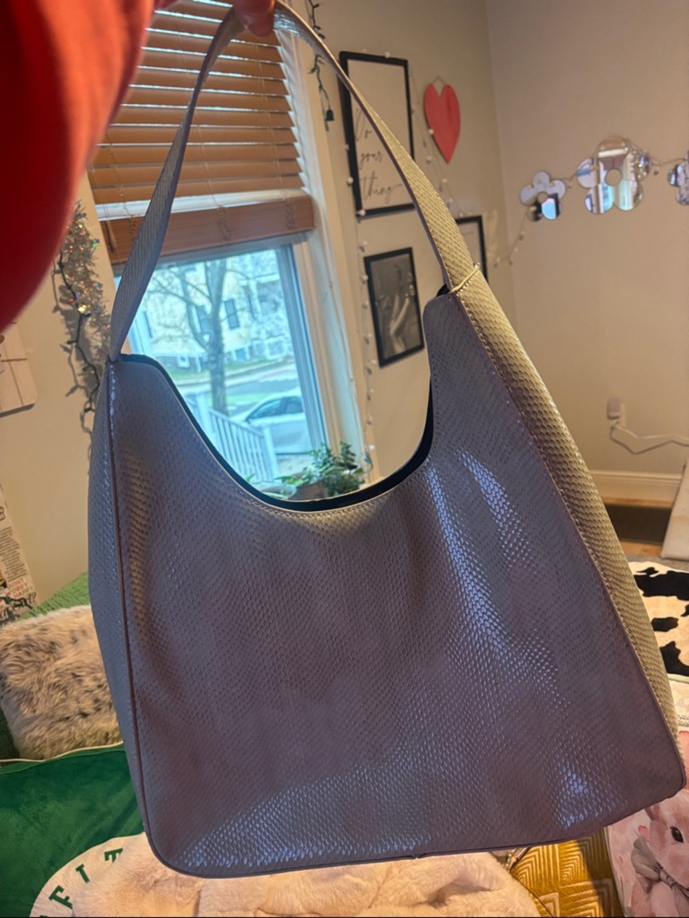 Women's Lavender Hobo Shoulder Bag - Stylish Everyday Carry